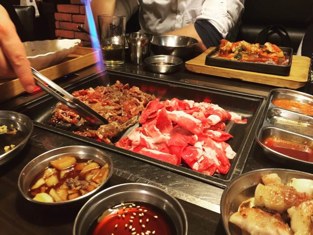 Soban소반小班韓式料理特調醬料烤牛肉、牛胸肉。（圖／吐司客拍攝）